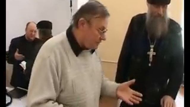 Хвороби бджіл, смотреть онлайн