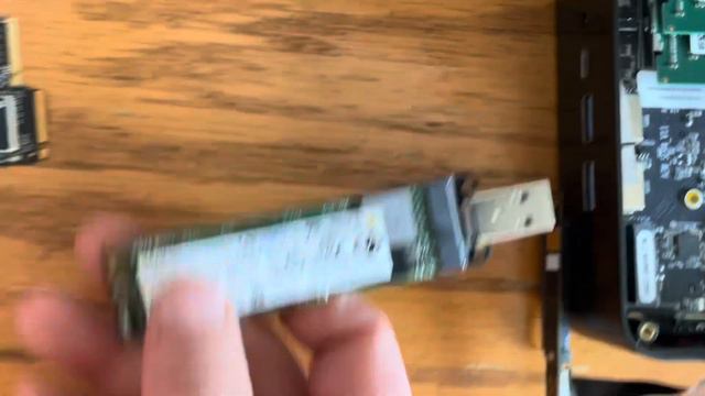 using an SSD M.2 NVME USB 3.1 Adapter to quickly move data around between computers смотреть онлайн