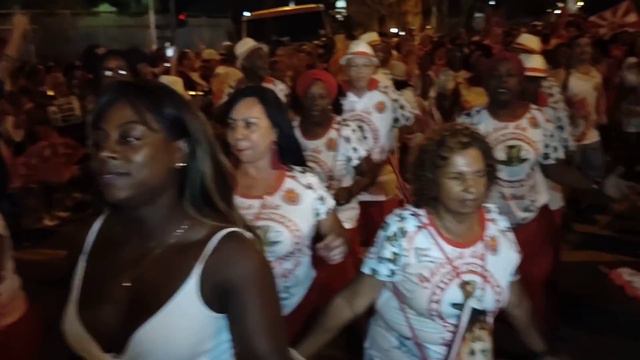 Viradouro 2020 - 10° ensaio de rua смотреть онлайн