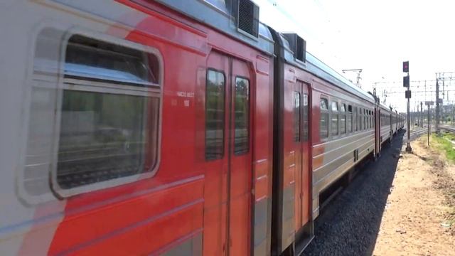 Электропоезд ЭД4М-0332 по новому 4 пути прибывает на новую платформу станции Реутово смотреть онлайн