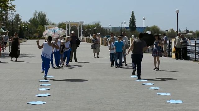 Гола Пристань відкрила сезон фонтанів та чекає на туристів смотреть онлайн