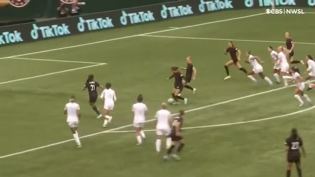 GOAL | Taylor Porter scores her first Thorns goal to close out win over Pride смотреть онлайн