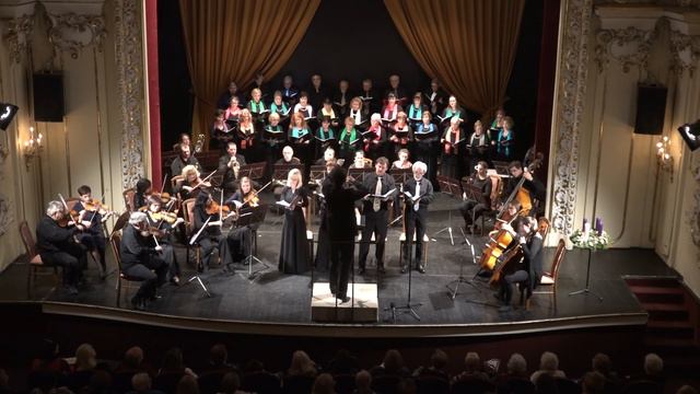 2019.12.09. Mozart koronázási mise KV317 - 6. tétel Agnus Dei смотреть онлайн