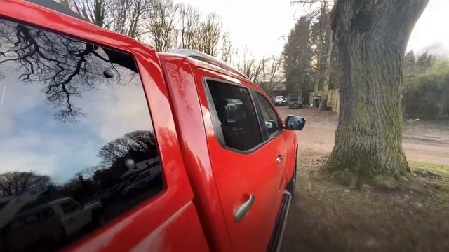 Walk around video of our 2016 66 Nissan Navara 2.3 DCI 190 Tekna Auto 76k Miles Full Service Histor смотреть онлайн