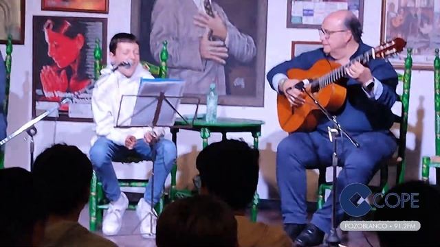Álvaro Silva en el Día del Flamenco смотреть онлайн