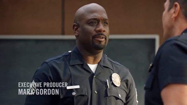 Officer John Nolan Receives The Golden Ticket | The Rookie S05E01