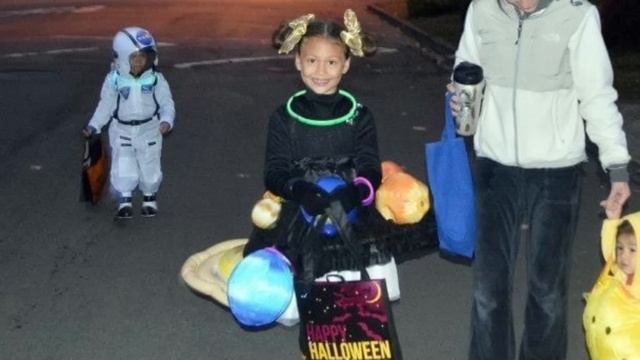 Leaving My Country Home For The City Life смотреть онлайн