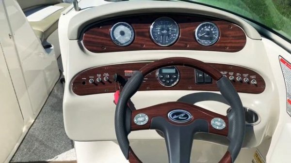 2006 Sea Ray 240 Sundeck Review