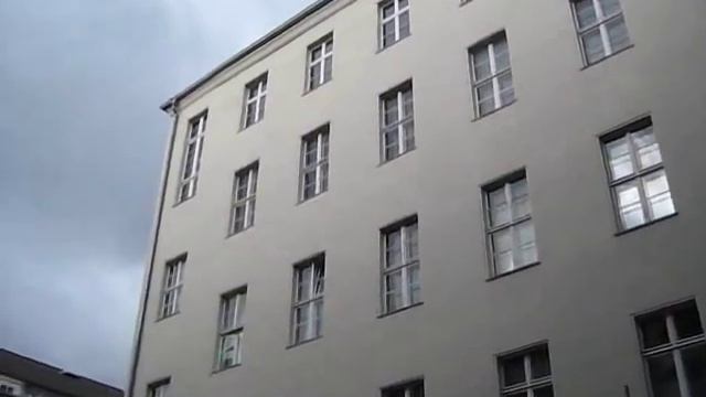 Germany - Berlin wall & the shooting place of Claus Von Stauffenberg смотреть онлайн