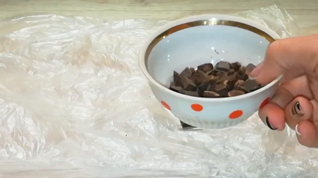 ОЛАДЬИ НА ПРОСТОКВАШЕ С СЮРПРИЗОМ смотреть онлайн