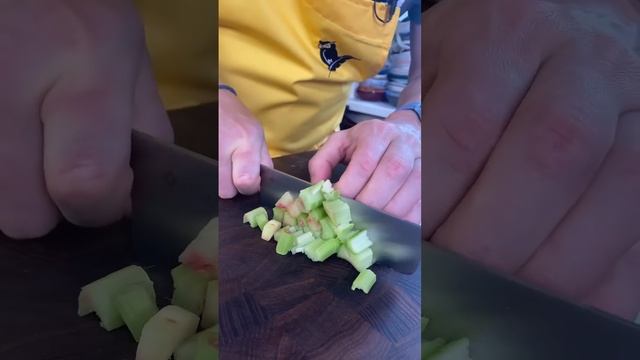 Салаты с Жимолостью