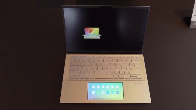 ASUS VivoBook S14 & S15 Hands-On - Computex 2019 смотреть онлайн