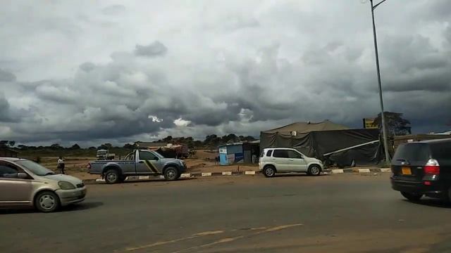 По дороге в Хараре (Зимбабве) / On the way to Harare (Zimbabwe) смотреть онлайн