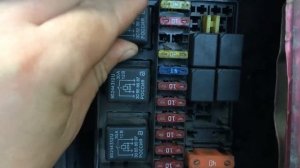 Если на Daewoo matiz перестал работать вентилятор печки то меняем Реле.