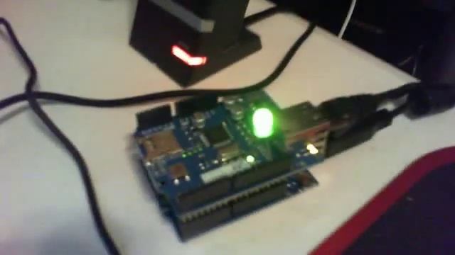 Arduino RESTful Web API Library смотреть онлайн