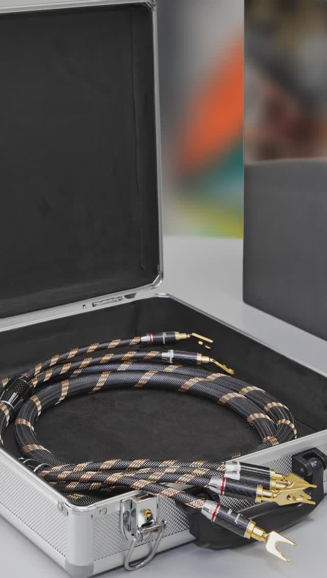 Vincent Speaker Single и Speaker Bi-wire - акустические кабели в кейсах