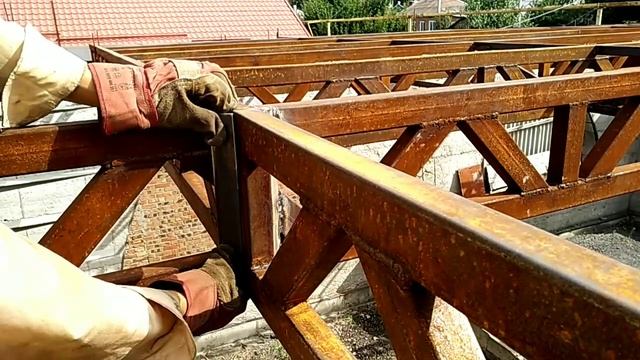 Металлическая полоса для крепления ферм / Metal strip for fixing trusses with parallel belts смотреть онлайн