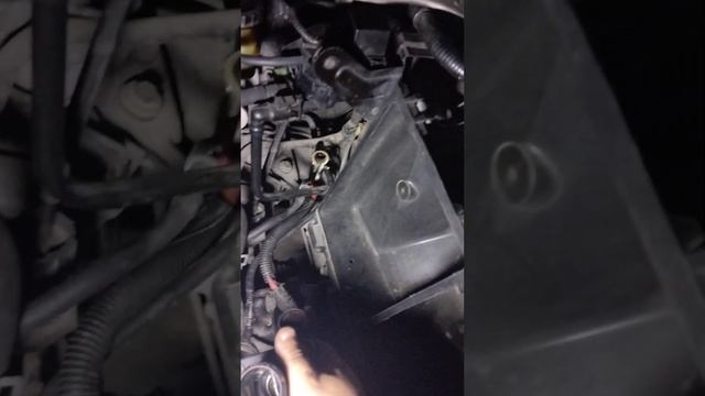 Cambiar Sensor de Velocidad Replace Speed Sensor Ford Escape 2001-2007 смотреть онлайн