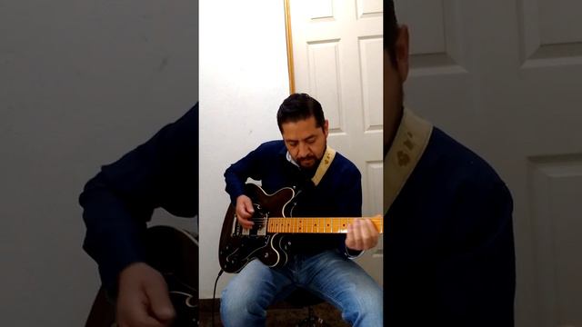 Starcaster Squier Fender Classic Vibe Distortion Overdrive смотреть онлайн