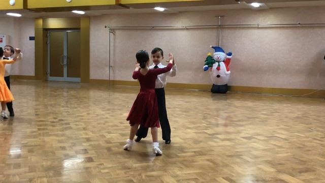 Бальные танцы. Дети Н2. Диана 5 лет. Гранд Турнир 2019.ПАРЫ. Медленный вальс W смотреть онлайн