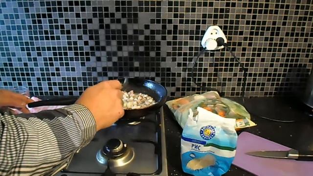 Весенние овощи с мясом на сковороде. Готовим быстро. смотреть онлайн