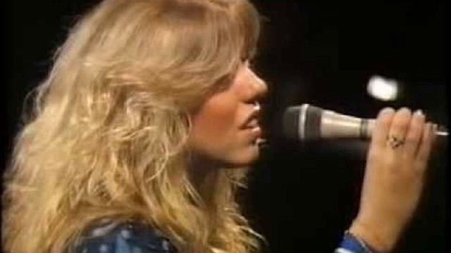 Judie Tzuke " All At Sea " смотреть онлайн