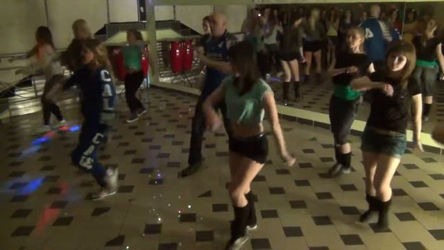 Реггетон на вечеринке Dame Salsa Мартофля 09.03.2014 смотреть онлайн