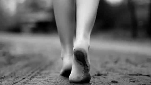 Уходящие шаги смотреть онлайн