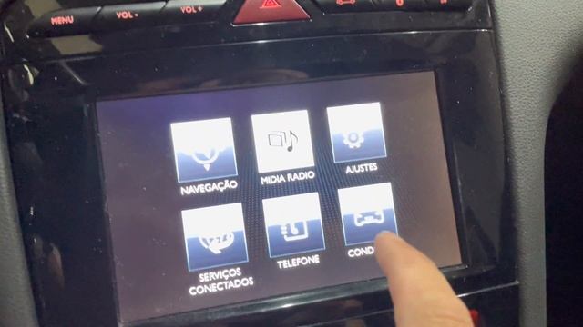Peugeot 408 - Demonstração iluminação ambiente / acolhimento смотреть онлайн