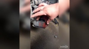 Замена передних тормозных колодок на Ниссан примера п 12