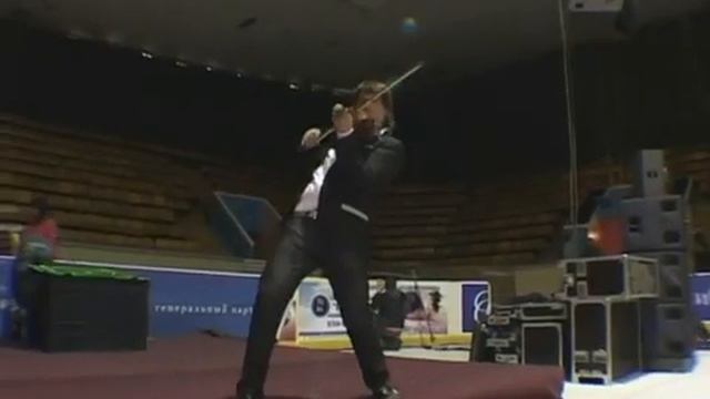 Евгений Плющенко на родине Яны Рудковской, Эдвин Мартон, омлет и скрипка Антонио Страдивари смотреть онлайн