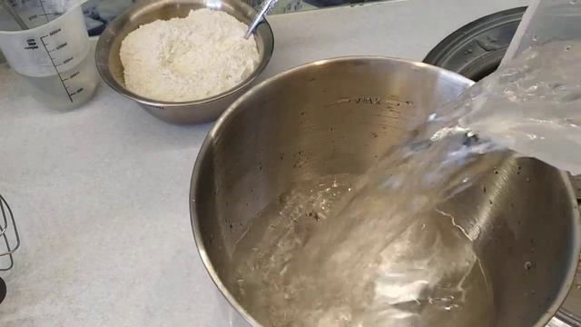 Планетарный миксер из Китая смотреть онлайн