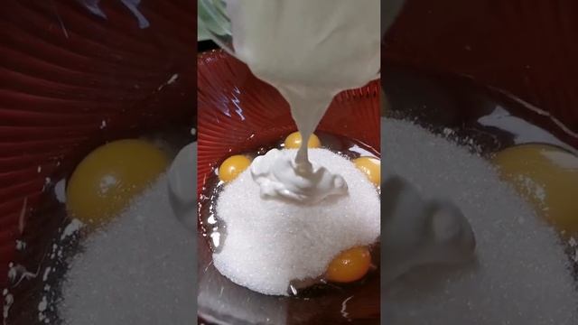 Пышная шарлотка с яблоками в духовке. Простой пошаговый рецепт шарлотки. Заливной пирог с яблоками. смотреть онлайн