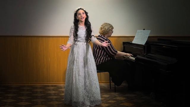 Трофимова Карина Армянская народная песня "Ласточка" , Римский - Корсаков "Звонче жаворанка пенье смотреть онлайн