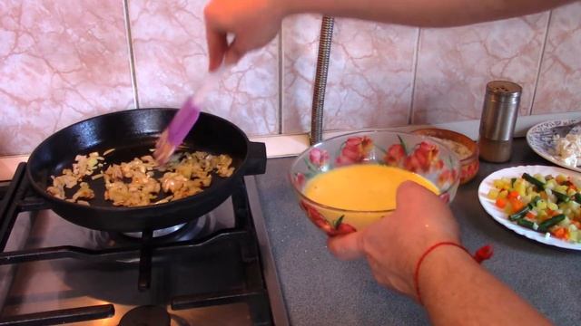 Фриттата с овощами и сыром Фета смотреть онлайн