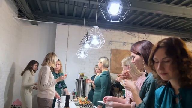 Выпускной Школы новой реальности Ирины Хожаловой. смотреть онлайн