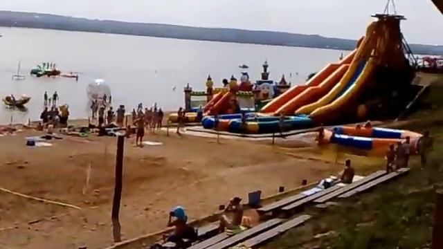 Пляж в Воткинске.mp4 смотреть онлайн