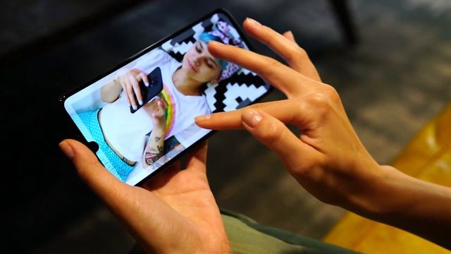 Обзор Motorola Moto Z4 смотреть онлайн