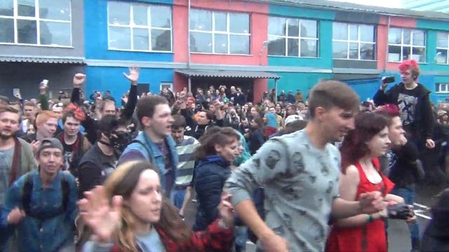 Смех - Их радио @ Панки в Городе 2019 Москва смотреть онлайн