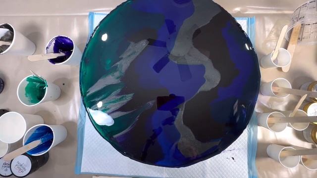 BLING & INTEREFERENCE RESIN POUR MAY 23 смотреть онлайн