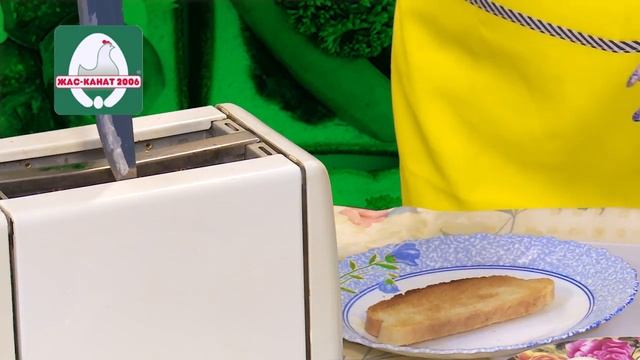 Бутербродик с помидорами и яйцом смотреть онлайн