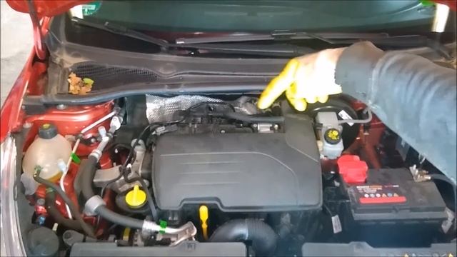 СЕРВИСНОЕ ОБСЛУЖИВАНИЕ АВТОМОБИЛЯ СВОИМИ РУКАМИ. ЗАМЕНА МАСЛА И ФИЛЬТРОВ RENAULT CLIO IV - 1.2 D4F. смотреть онлайн