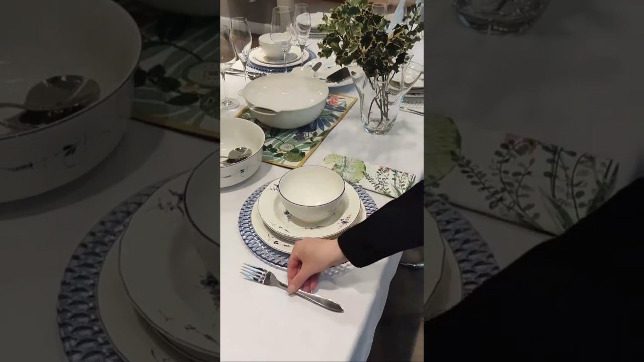 С посудой от Villeroy & Boch Вы можете создавать разнообразные комбинации, подчеркивая Ваш стиль. смотреть онлайн