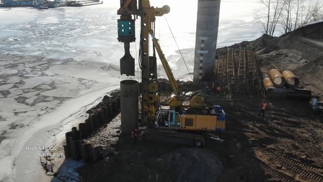 Строительство нового моста через реку Сок / Самара / Russia смотреть онлайн