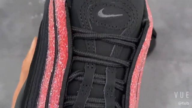 Swarovski x Nike Air Max 97 G NRG Black Oracle Pink смотреть онлайн