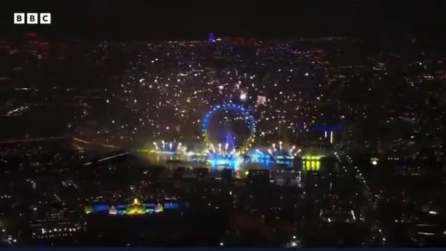 Лондон встречал Новый год под "Стефанию" и с сине-желтой иллюминацией 2023 Great Britain 💙💛 Ukraine смотреть онлайн