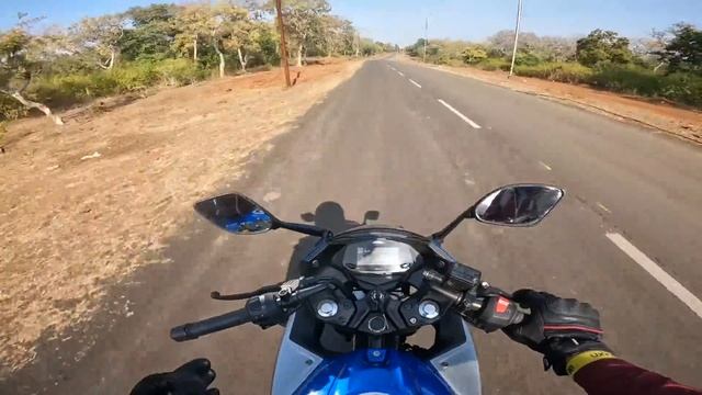 2022 Suzuki Gixxer SF 250 Review - Buy This Over KTM RC 125 !!! смотреть онлайн