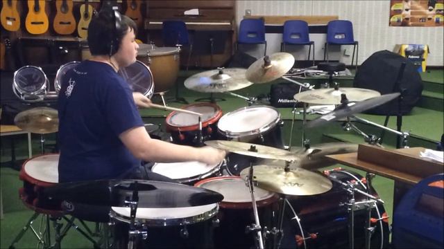 Pachebel's Canon in D Major on Drums смотреть онлайн