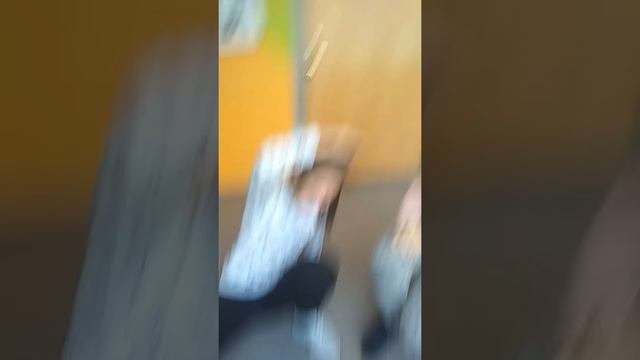 Что надо делать на перемене? смотреть онлайн