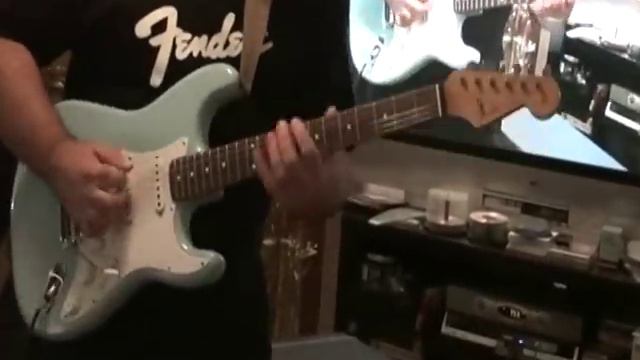 Fender 57 RI Stratocaster 'SONIC BLUES' смотреть онлайн